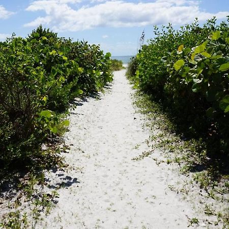 Gulf Breeze Cottages Sanibel Eksteriør bilde